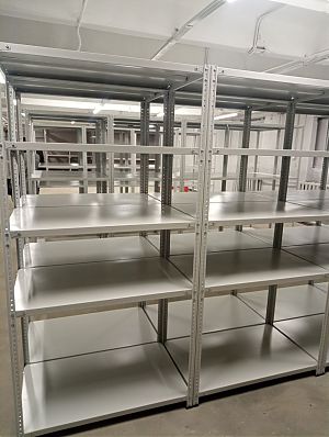 Установили стеллажи серии МС — 24 комплекта